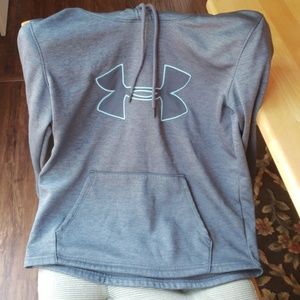 XS under armor hoodie